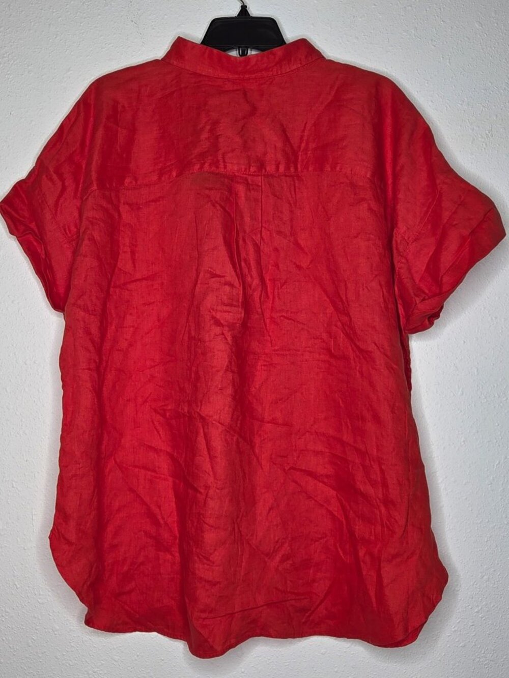 Lauren Ralph Lauren Plus Size Relaxed-Fit 100% Linen Short-Sleeve Shirt - Picture 2 of 7